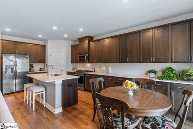 974 Appalachian Dr, Moore, SC 29369 - photo 6