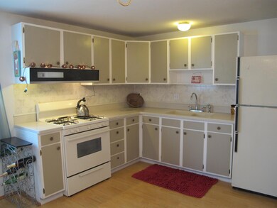 3781 Ardath Rd, Columbus, OH 43228 - photo 5