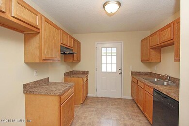 8127 Cocoa Ave, Jacksonville, FL 32211 - photo 3