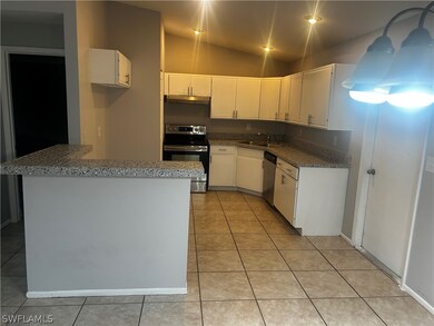 3017 NE 5th Ave, Cape Coral, FL 33909 - photo 4