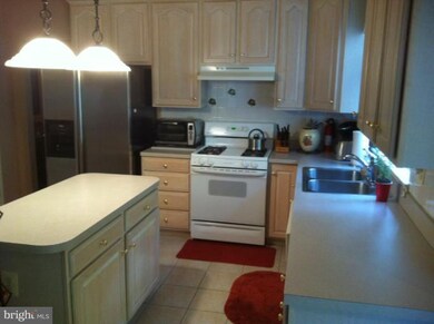 1520 Mckinan Ct, Severn, MD 21144 - photo 5