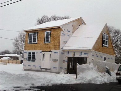 14 Hudson St, Pawtucket, RI 02861 - photo 2