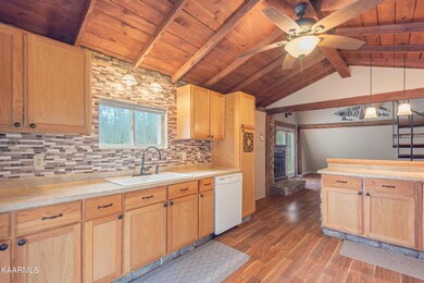 185 Scutcheon Rd-10