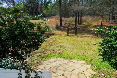 764 Julie Dr, Vidalia, GA 30474 - photo 3