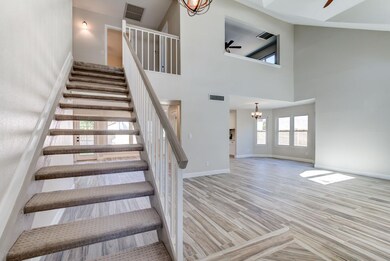 2724 W Oak Grove Ln-8