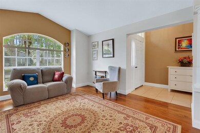 16905 Hawkridge Rd, Lithia, FL 33547 - photo 3