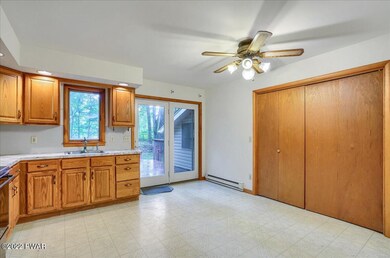 3242 Willow Grove Rd, Pocono Summit, PA 18346 - photo 5