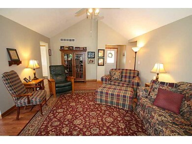 5942 Kennesaw Trail, Columbus, IN 47203 - photo 6