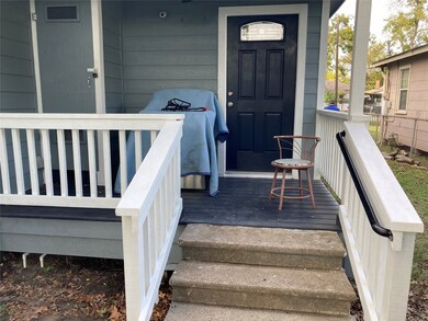 110 Weisenberger Dr, Houston, TX 77022 - photo 5