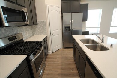 5320 Camerford Ct, Alvin, TX 77511 - photo 7