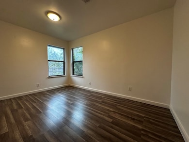 711 C St, Kerrville, TX 78028 - photo 7