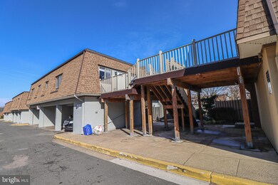 8025 Capistrano Place unit E, Alexandria, VA 22309 - photo 3