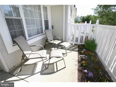 306 Oliphant Ln, Mount Laurel, NJ 08054 - photo 2