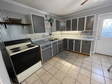 2400 E 23rd St, Muncie, IN 47302 - photo 2