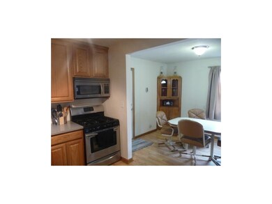 You will Love the newer Kitchen Cabinets and Appli