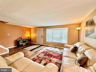 106 Hapsburg Ct, Parkville, MD 21234 - photo 3