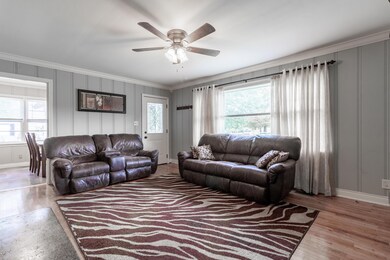 194 Longley Rd-5