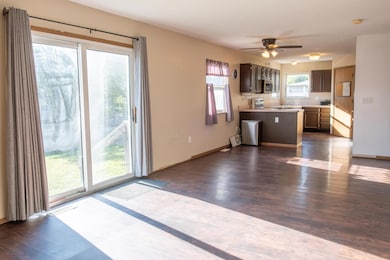 836 Spivey Ln, Galloway, OH 43119 - photo 5