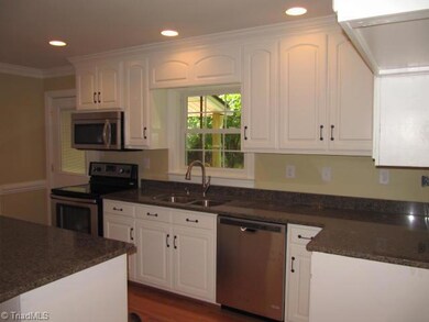 427 Hawthorne Dr, Asheboro, NC 27205 - photo 7