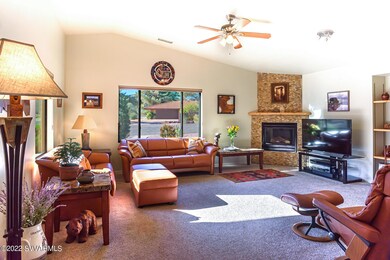 3A LIVING ROOM_2853