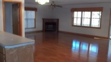 588 Crowe Mountain Rd, Walhalla, SC 29691 - photo 3