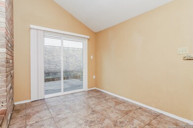 11319 Cache Path, San Antonio, TX 78245 - photo 5