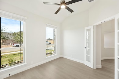 359 Paddle Boat Dr, Granbury, TX 76049 - photo 7