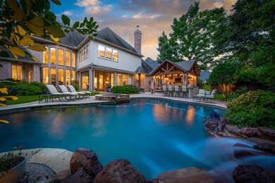 OUTDOOR LIVING AT ITS BEST