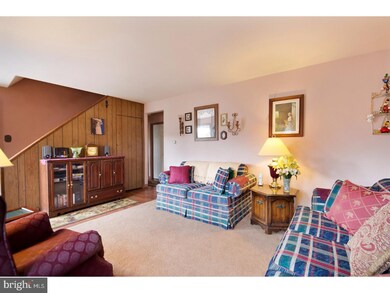 843 Quince Ln, Secane, PA 19018 - photo 4