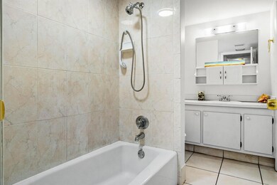 1876 Fairview Villas Dr unit 30, West Palm Beach, FL 33406 - photo 3