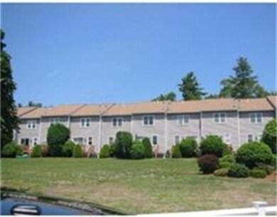 85 Tennis Plaza Rd unit 1, Dracut, MA 01826 - photo 3