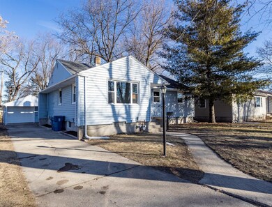 3815 Clough Ave, Highland, IN 46322 - photo 2