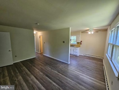 63 N Main St unit 65D, Sellersville, PA 18960 - photo 5