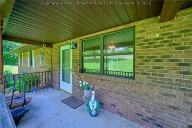 1529 Rocky Step Rd, Scott Depot, WV 25560 - photo 6