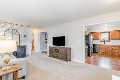 1260 Guthrie Ave N, Saint Paul, MN 55128 - photo 7