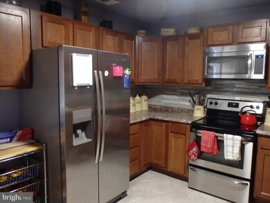 11399 Laurelwalk Dr, Laurel, MD 20708 - photo 4