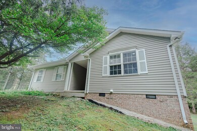 63 Nedmonton Rd, Martinsburg, WV 25404 - photo 2