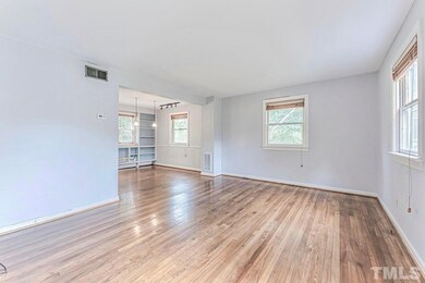 1012 Nichols Dr unit O9, Raleigh, NC 27605 - photo 4