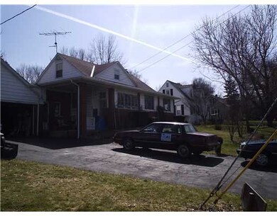 3261 W 32nd St, Erie, PA 16506 - photo 3