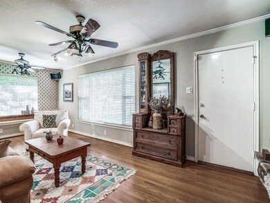 6760 Patrick Dr, Dallas, TX 75214 - photo 4