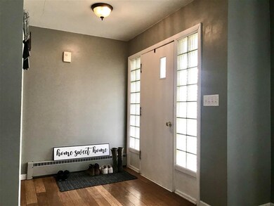 206 W Roe St, Ossian, IN 46777 - photo 5