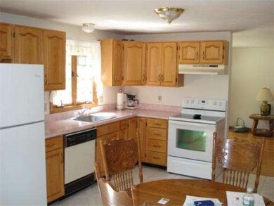 8 Diana Cir, Milford, MA 01757 - photo 6