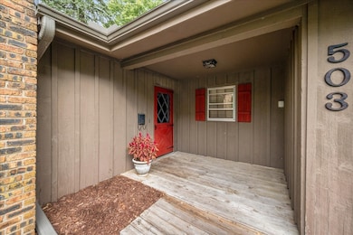 503 W State St, North Aurora, IL 60542 - photo 4