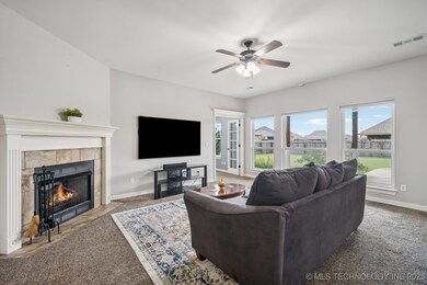 1620 E Boston Ct, Broken Arrow, OK 74012 - photo 5