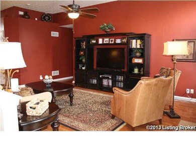 7202 Quindero Run Rd, Louisville, KY 40228 - photo 5