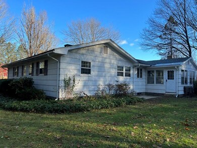 11 Sylvia Heights, Hadley, MA 01035 - photo 5