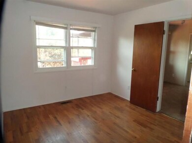 635 Alder St, Central Point, OR 97502 - photo 6