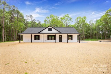 1115 Lawrence Rd, Clover, SC 29710 - photo 2