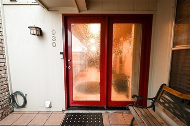 930 Shady Creek Ln, Bedford, TX 76021 - photo 3