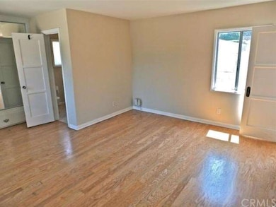 DOWNSTAIRS MASTER BEDROOM WITH PRIVATE BATHROOM